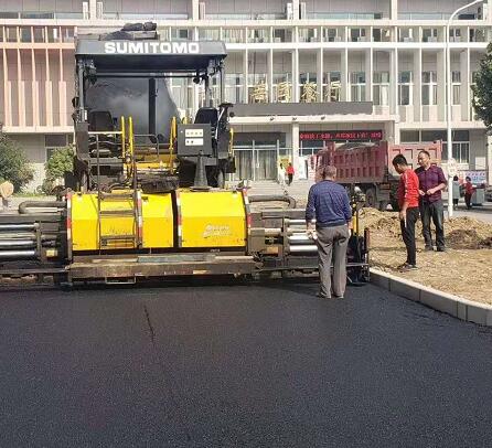 高新區鄭州輕工業大學瀝青路面鋪裝施工